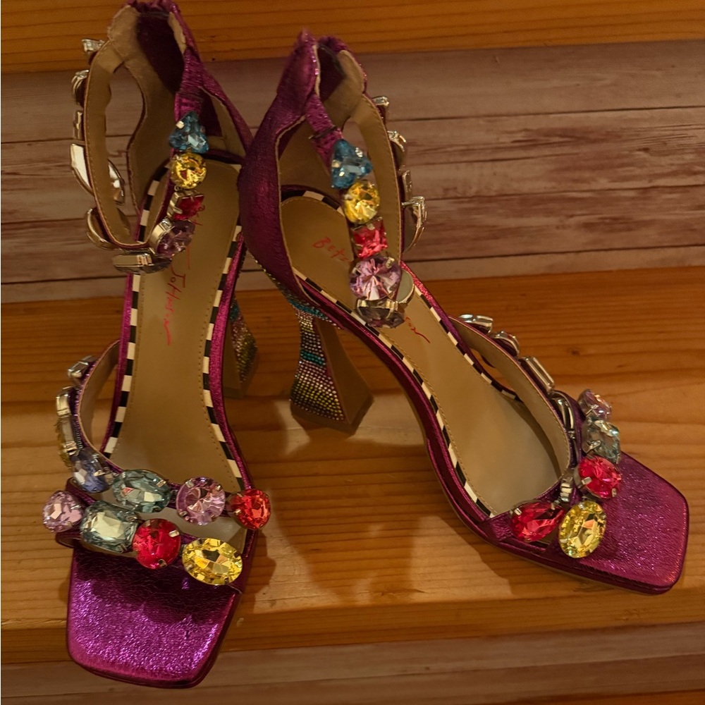 Betsey Johnson Purple Sandals with Floral Embellishments